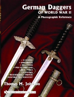 German Daggers of World War II - A Photographic Reference vol 3